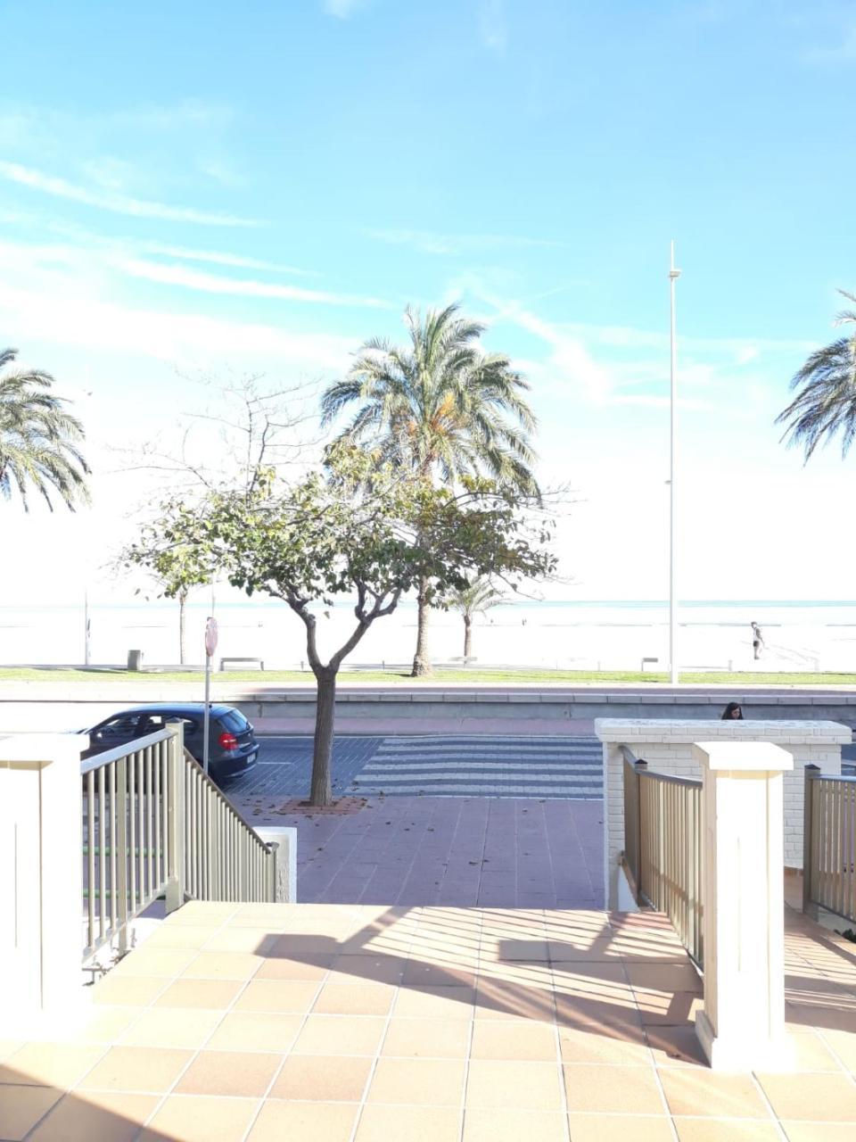 Infante Primera Linea Gandia Playa Solo Familias Playa de Gandia Zewnętrze zdjęcie