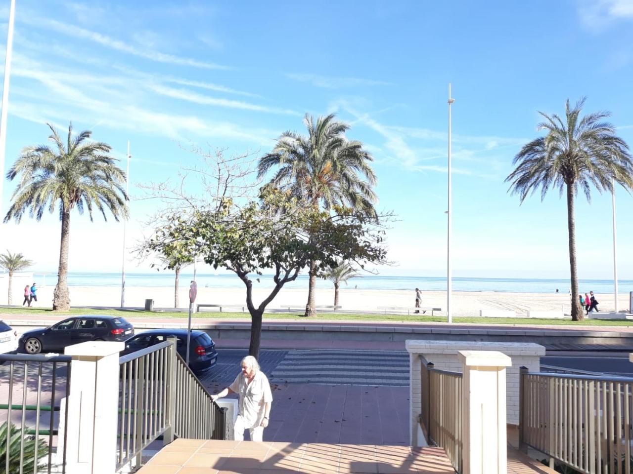 Infante Primera Linea Gandia Playa Solo Familias Playa de Gandia Zewnętrze zdjęcie
